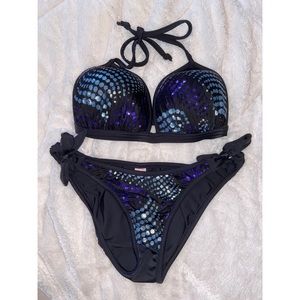 Venus Bikini